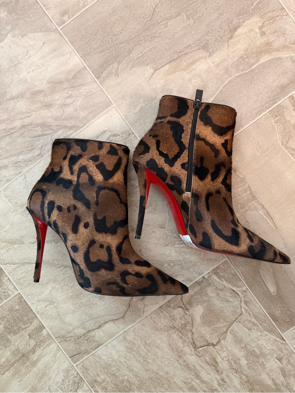Christian Louboutin Leopard Pointed Stiletto Miss Z Booty Zipped Booties. 8.5 US